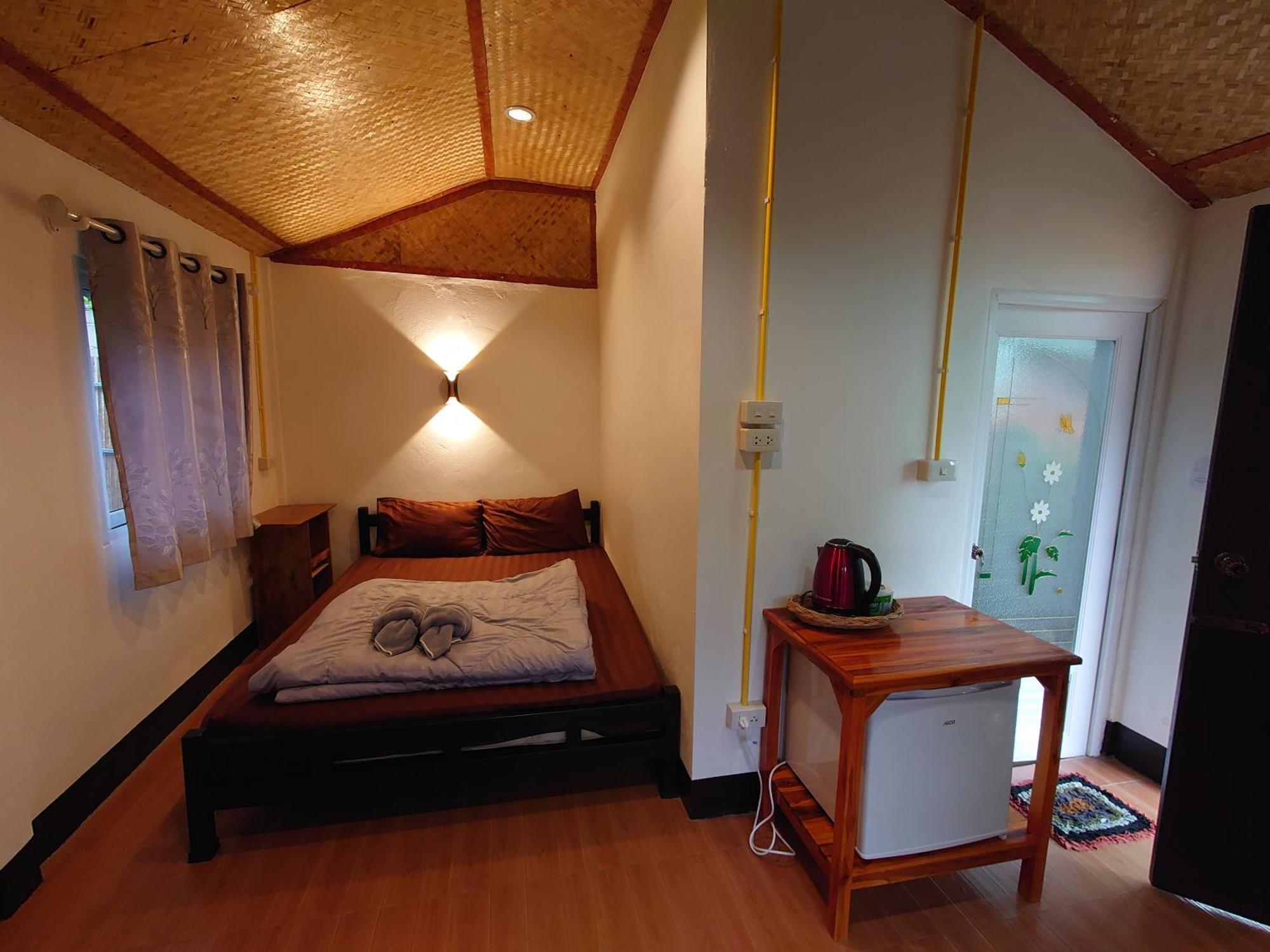 Ban Huai Makhuea Som บ้านดินโฮมสเตย์ ปางอุ๋ง מראה חיצוני תמונה